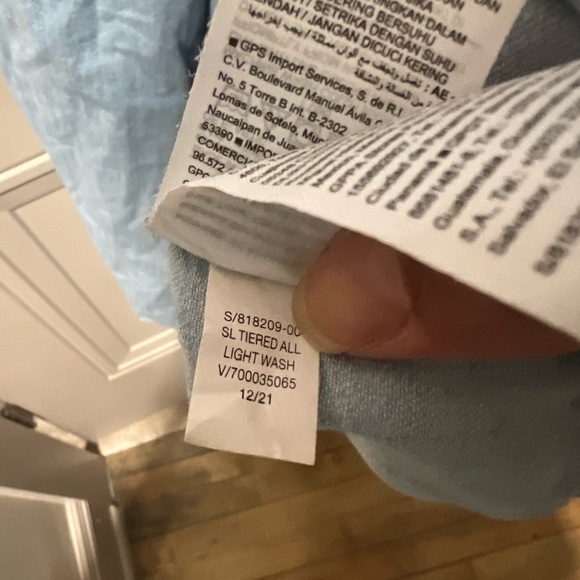 Old Navy Jean Maxi Dress - Picture 4 of 5